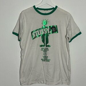 Stussy Men's White and Green Graphic T-Shirt